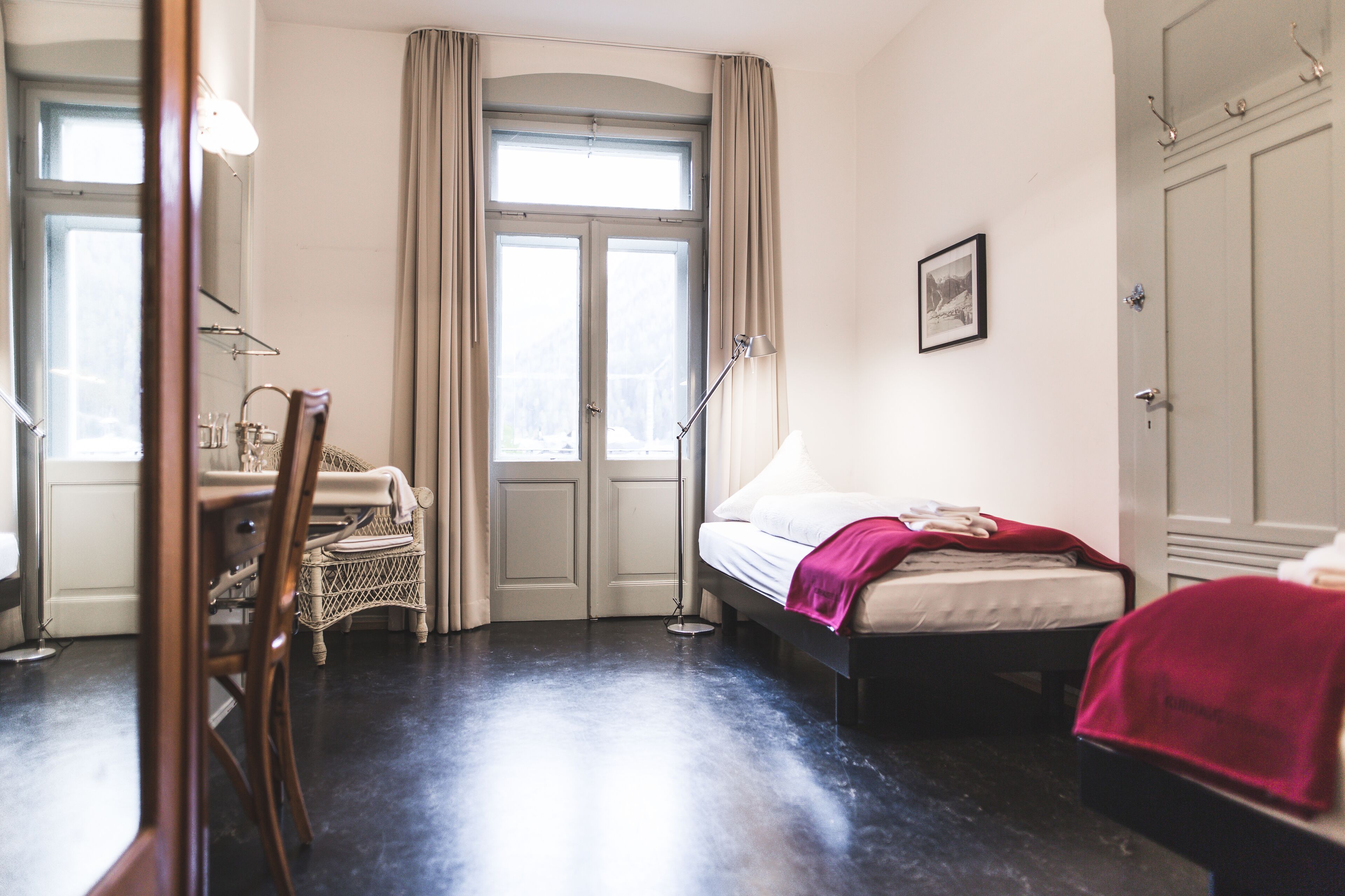 double or twin room, shared bathroom | individually decorated, individually furnished, cots/infant beds