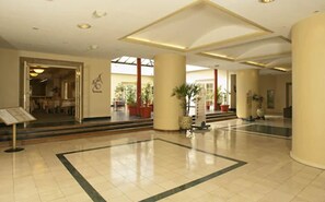 Lobby - Austral Express (Comodoro Rivadavia)