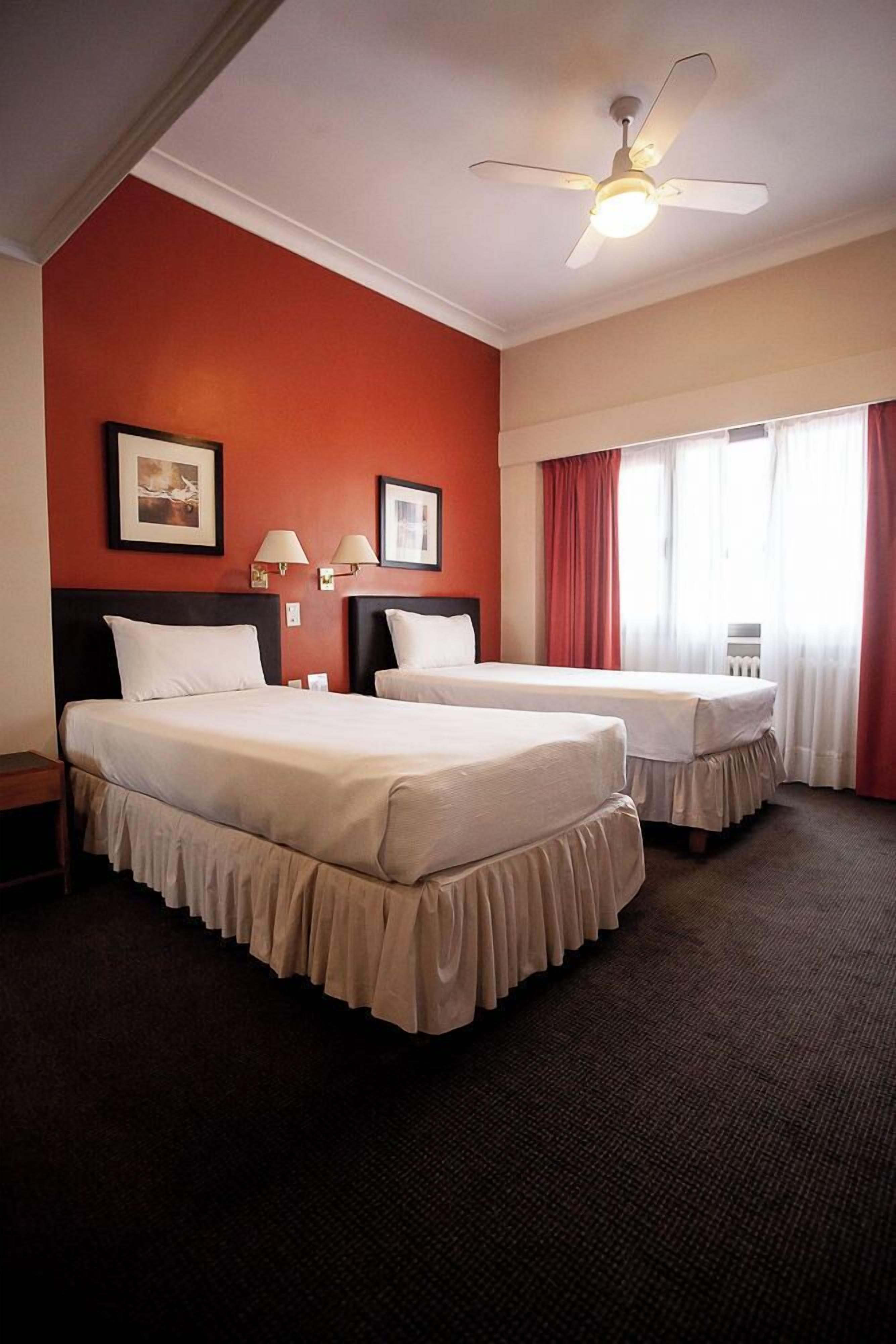 Classic Double Room, 2 Twin Beds, Ocean View | Minibar, in-room safe, individually decorated, individually furnished