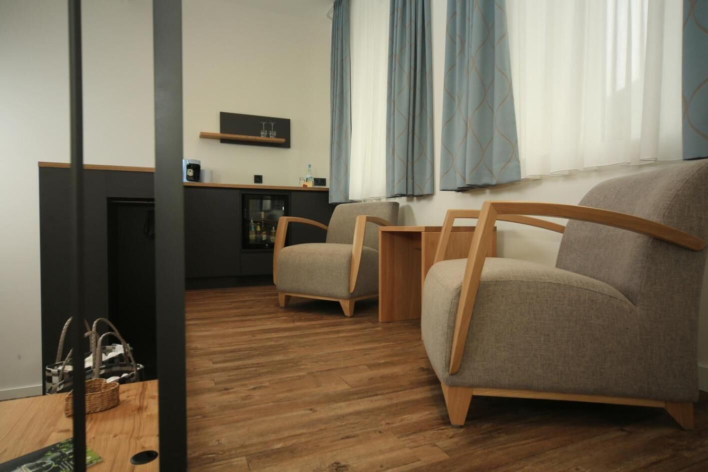 in-room safe, desk, soundproofing, free wifi