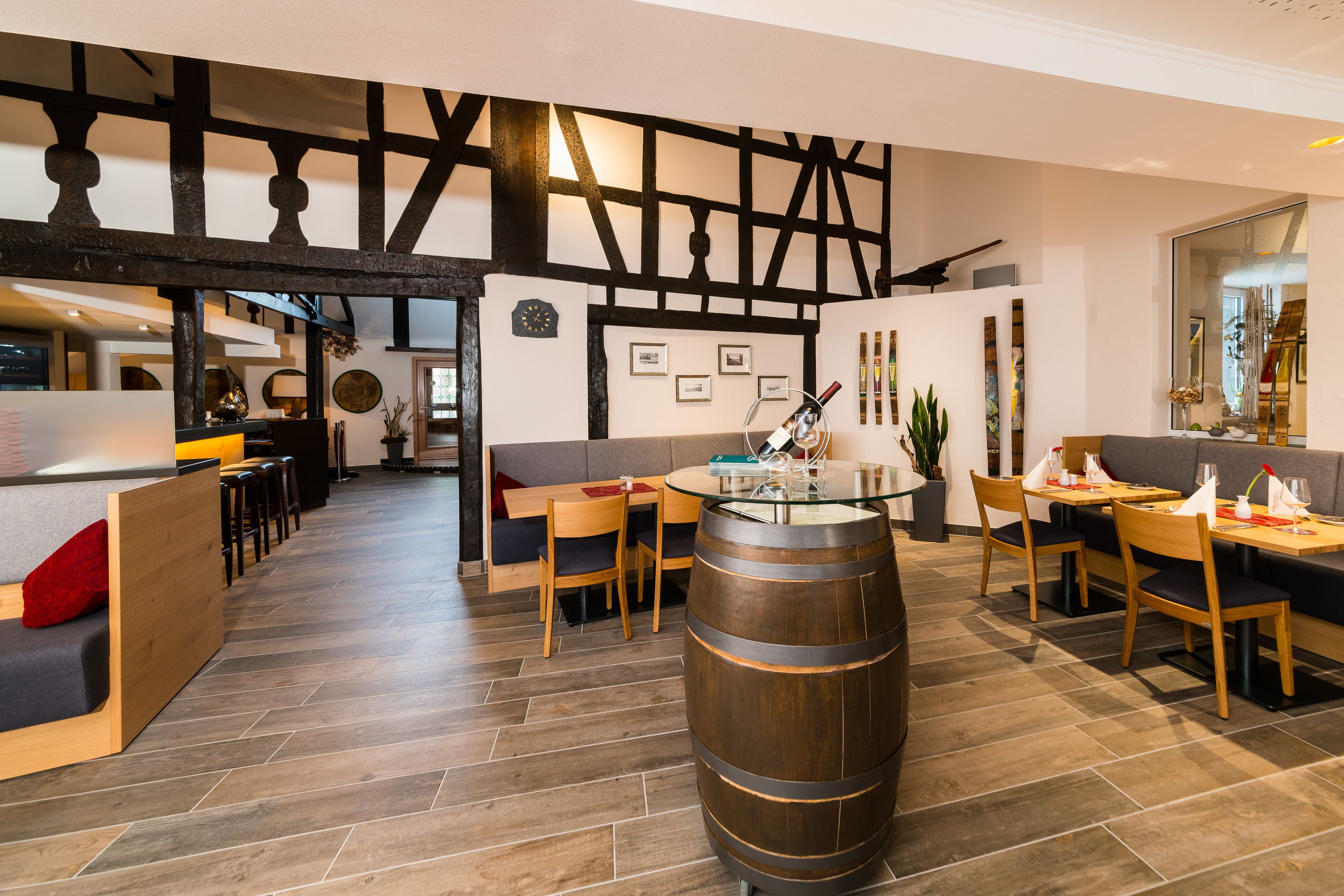 breakfast, lunch, dinner served; regional cuisine