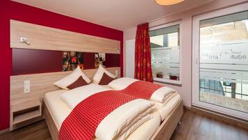 Zimmersafe, Schreibtisch, schallisolierte Zimmer, kostenloses WLAN