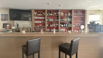 Bar (in der Unterkunft)