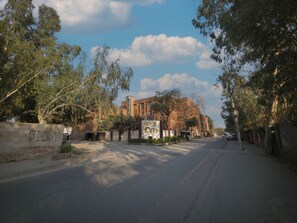 Front of property - Hotel One Faisalabad (Faisalabad)