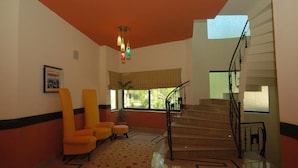 Lobby lounge - Hotel One Kohsar (Islamabad)
