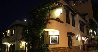 Nazhan Hotel - Boutique Class