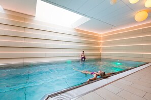 Indoor pool, pool loungers