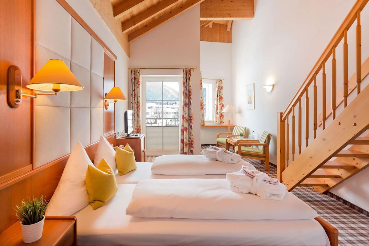 1 bedroom, in-room safe, desk, soundproofing