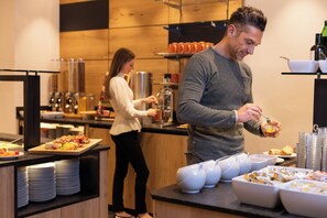 Petit déjeuner buffet compris tous les jours