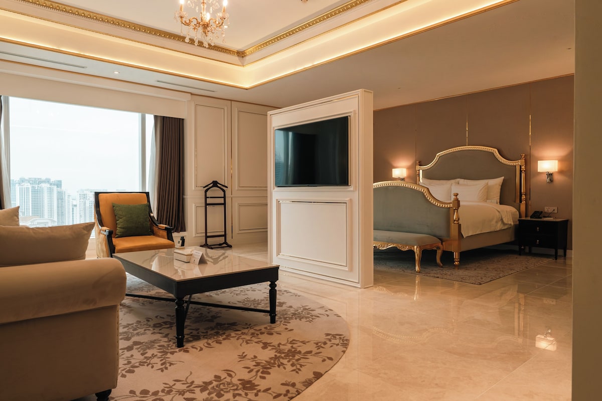 Club-Suite, 1 King-Bett, Stadtblick