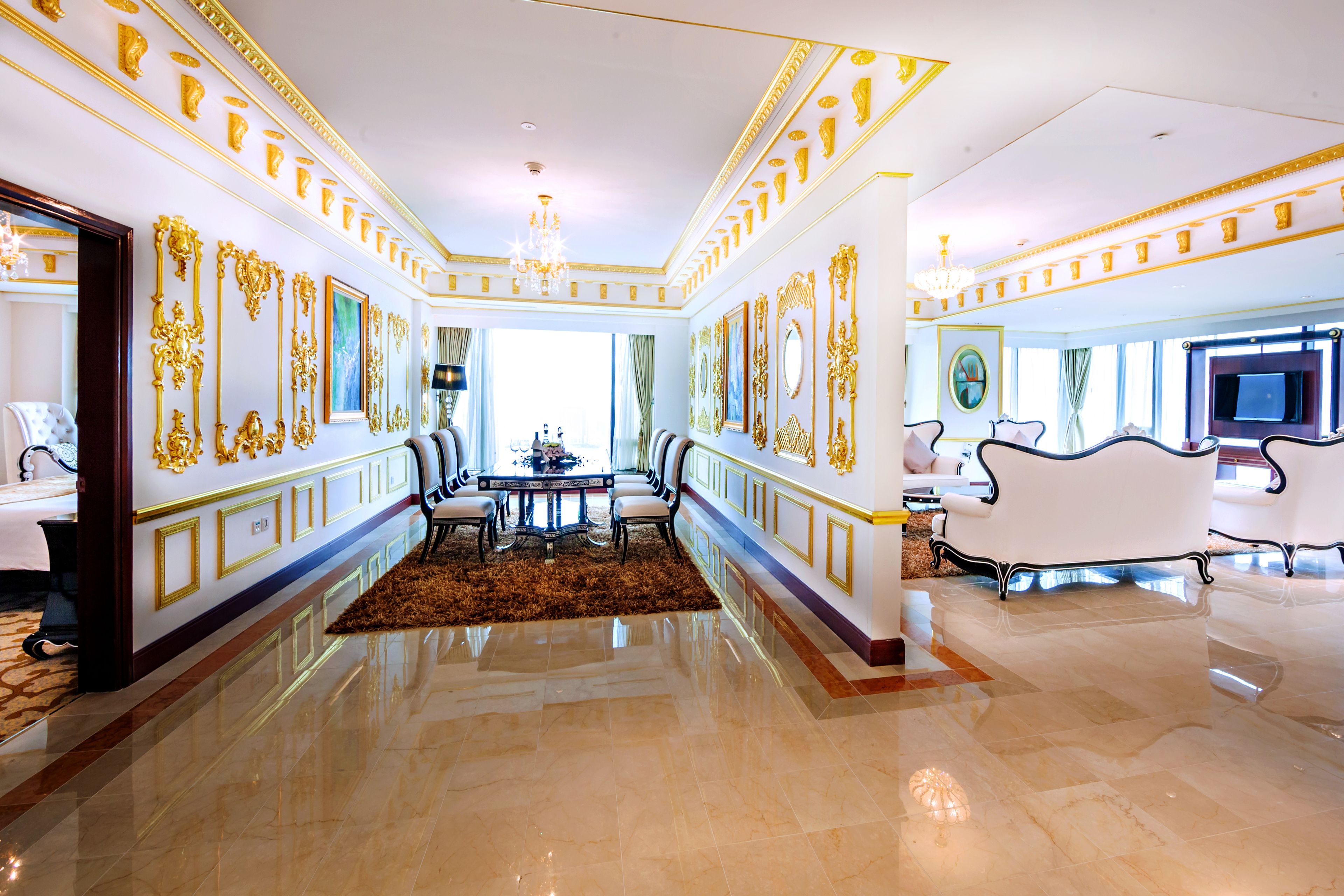 charmvit suite  | living area | lcd tv