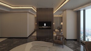 Minibar, in-room safe, desk, blackout drapes - Grand Plaza Hotel Hanoi (Hanoi)