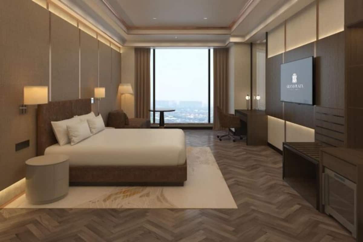 Minibar, in-room safe, desk, blackout drapes