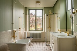 Deluxe Studio Suite | Bathroom - Akademihotellet (Uppsala)