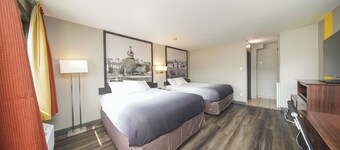 Super 8 by Wyndham Kingston