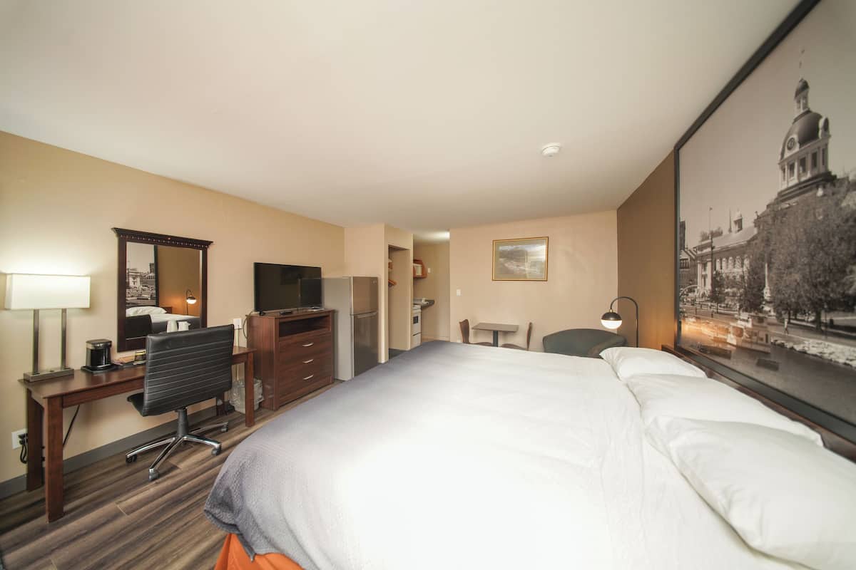 Desk, iron/ironing board, free WiFi, bed sheets