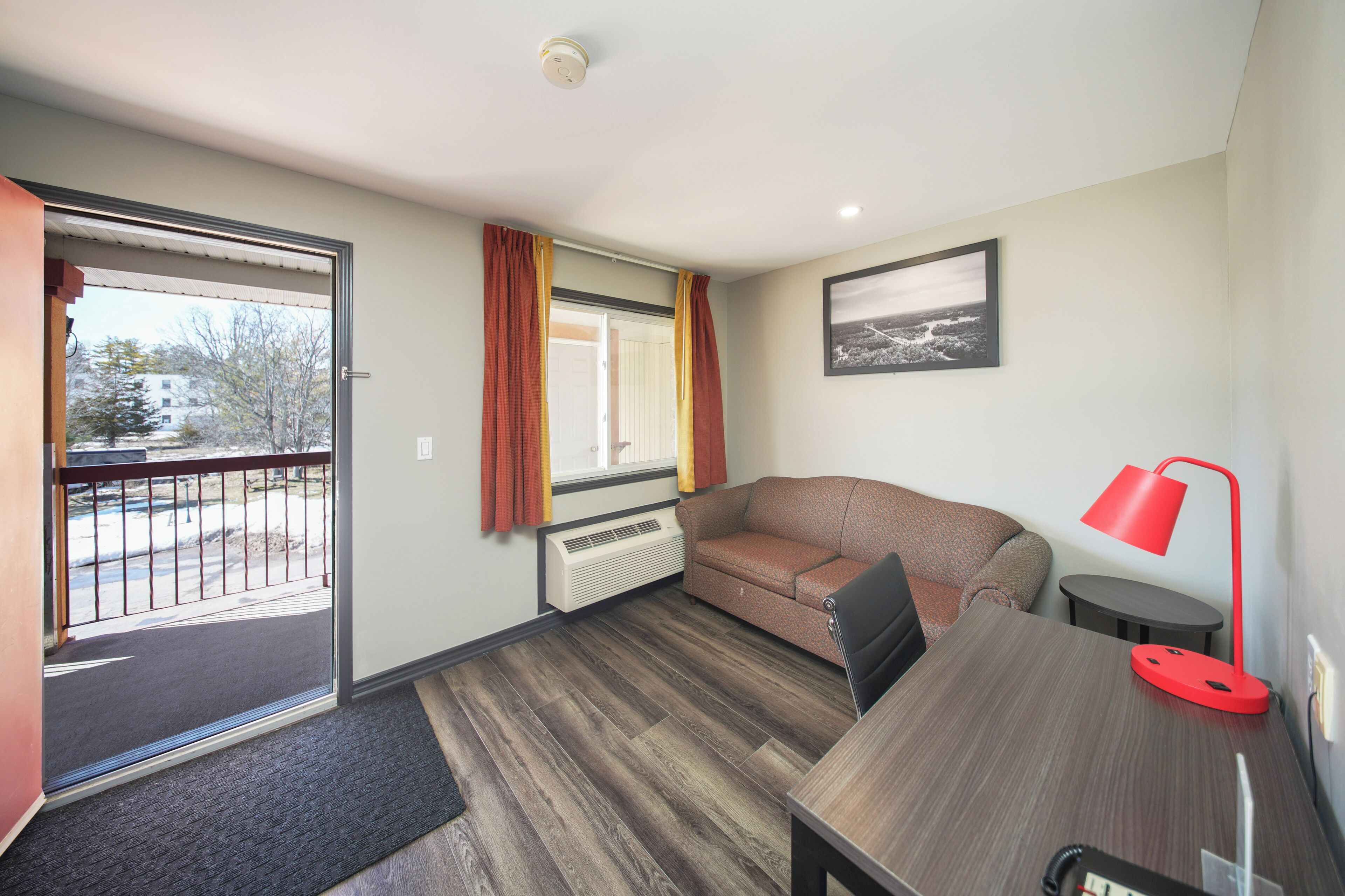 Foto - Super 8 by Wyndham Kingston