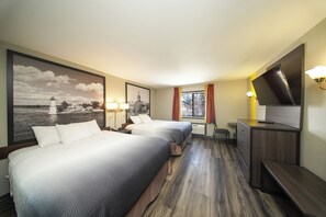 Suite, 1 habitación, no fumadores (2 Queen Beds) | Escritorio, tabla de planchar con plancha, wifi gratis y ropa de cama