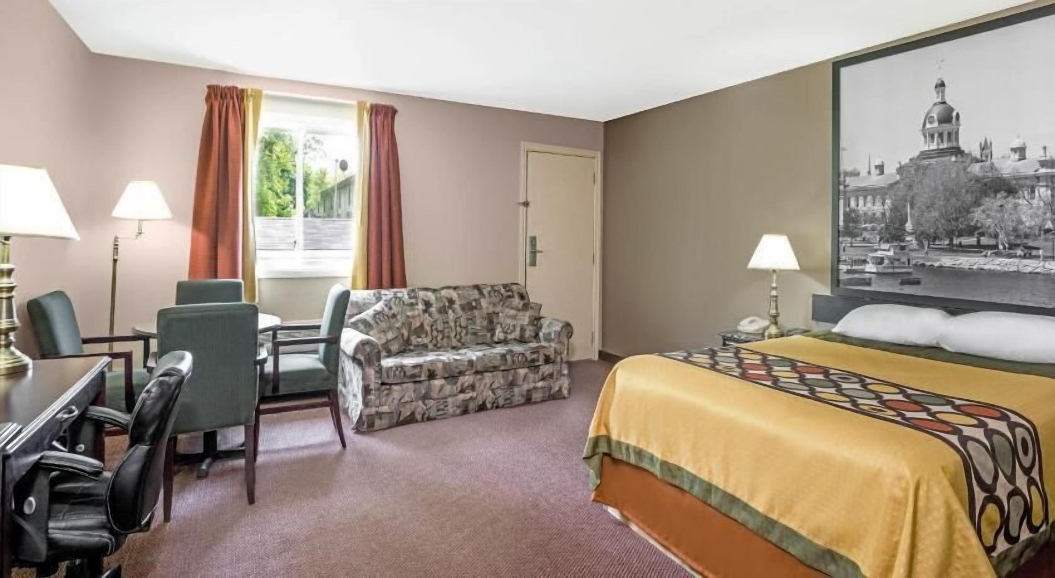 Schreibtisch, Bügeleisen/Bügelbrett, kostenloses WLAN, Bettwäsche