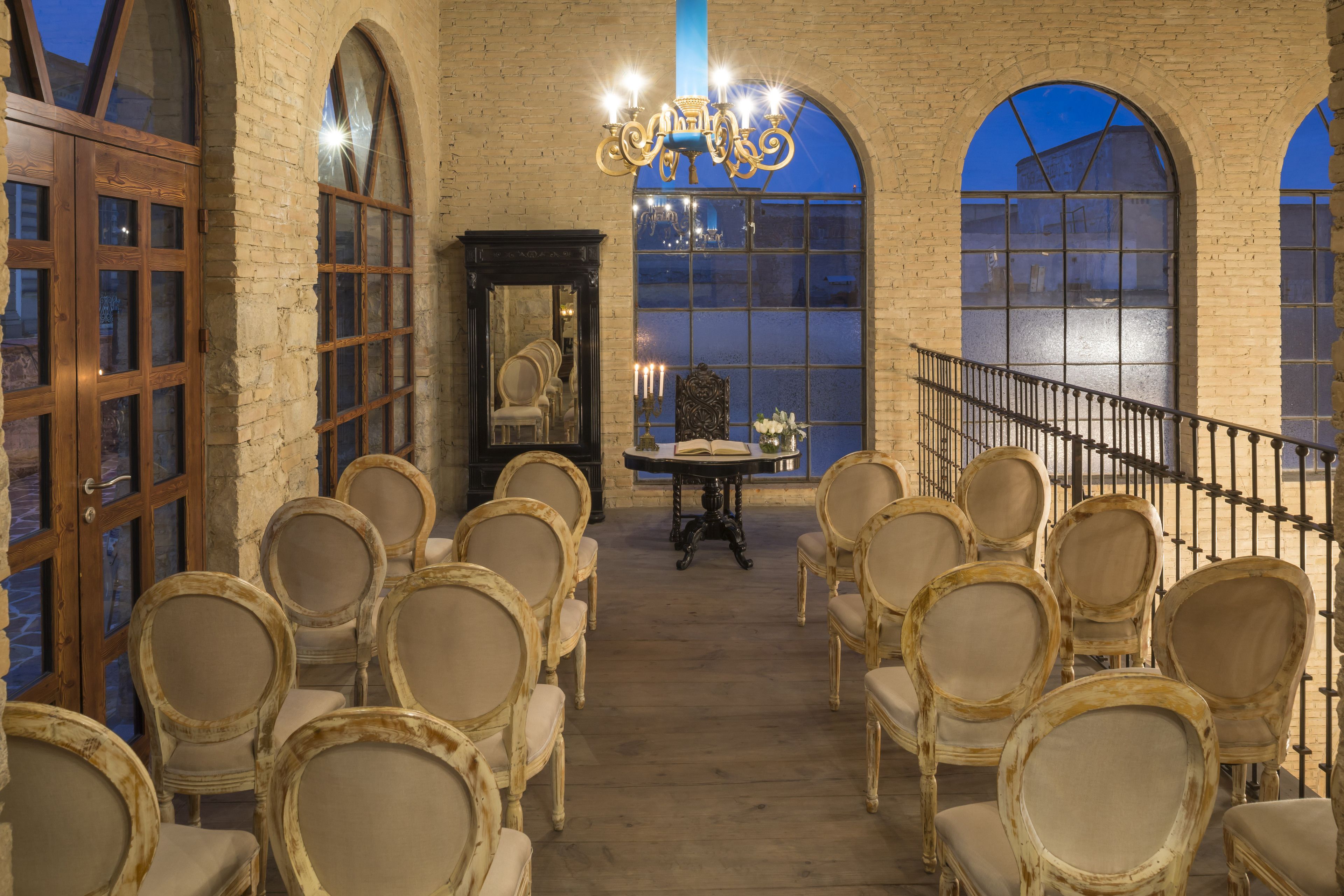 Se sirven desayunos, comidas y cenas 