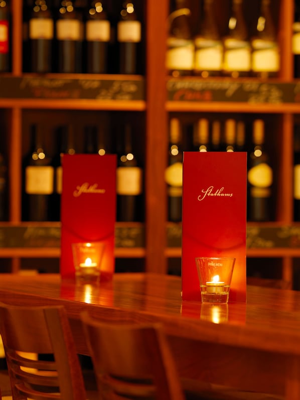 Bar (in der Unterkunft)