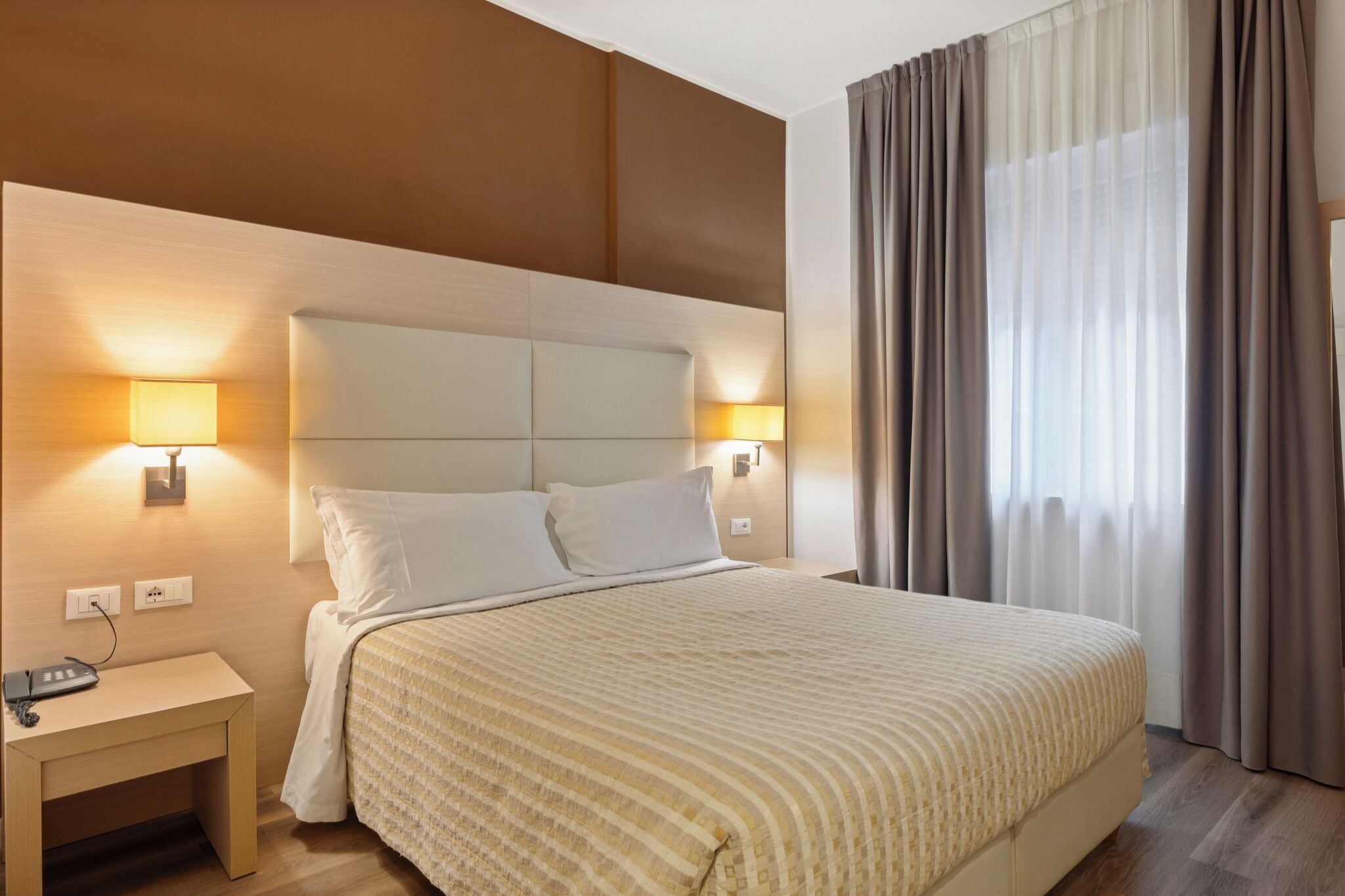 Superior Double Room | Frette Italian sheets, desk, free cribs/infant beds, rollaway beds