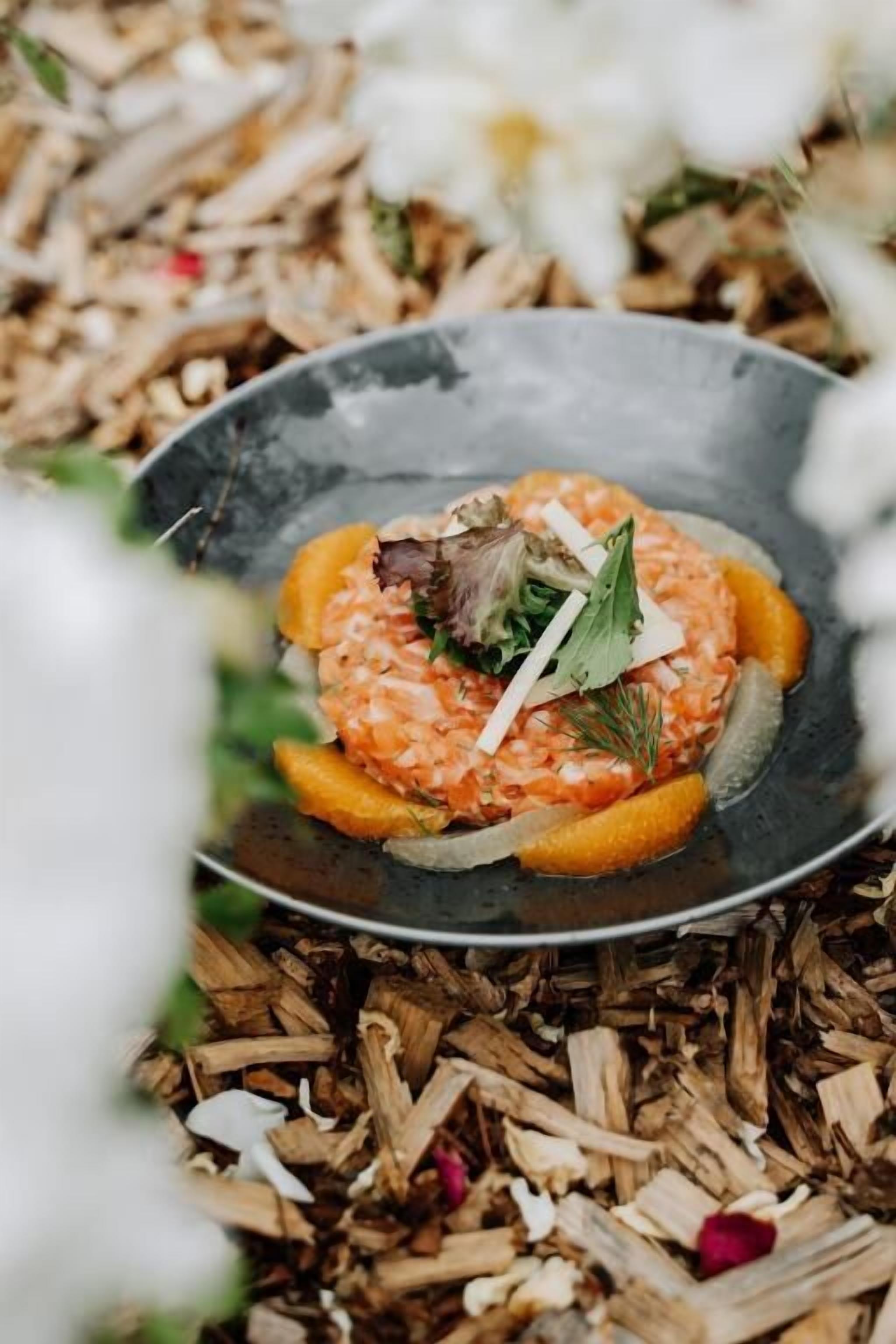 lunch and dinner served, regional cuisine