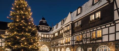 Façade de l’hébergement - soirée/nuit