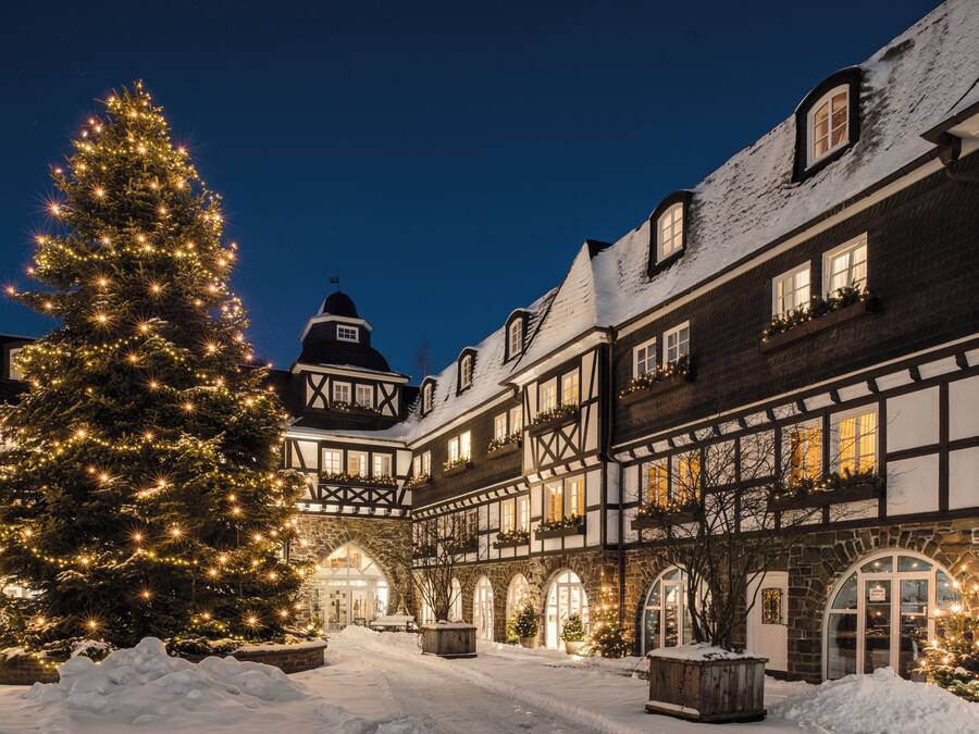 Front of property – evening/night