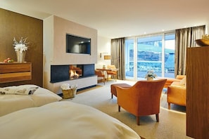 1 habitación, ropa de cama de alta calidad, cubrecamas y minibar