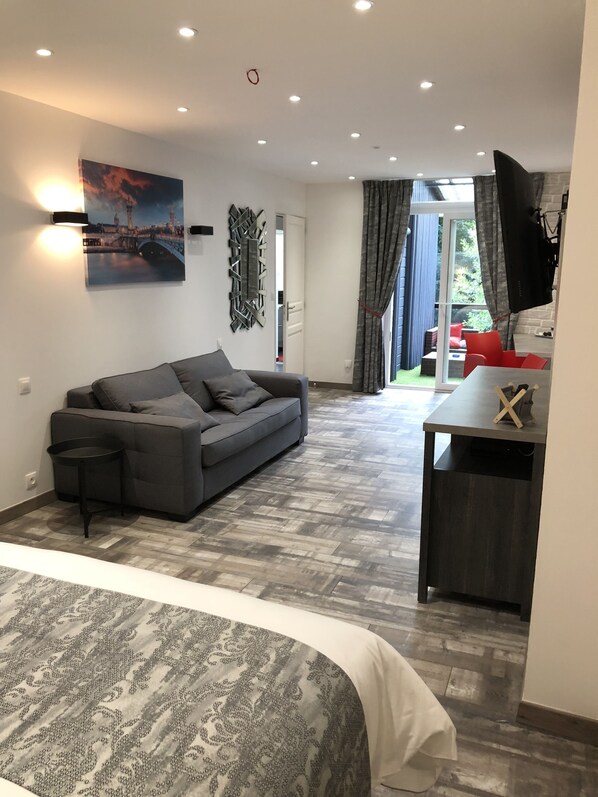 Centro de negocios en la habitación