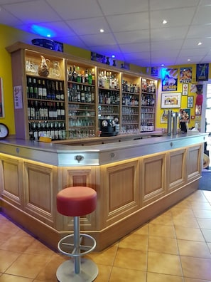 Bar (on property) - Logis Hotel Corintel, Bordeaux Est (Tresses)