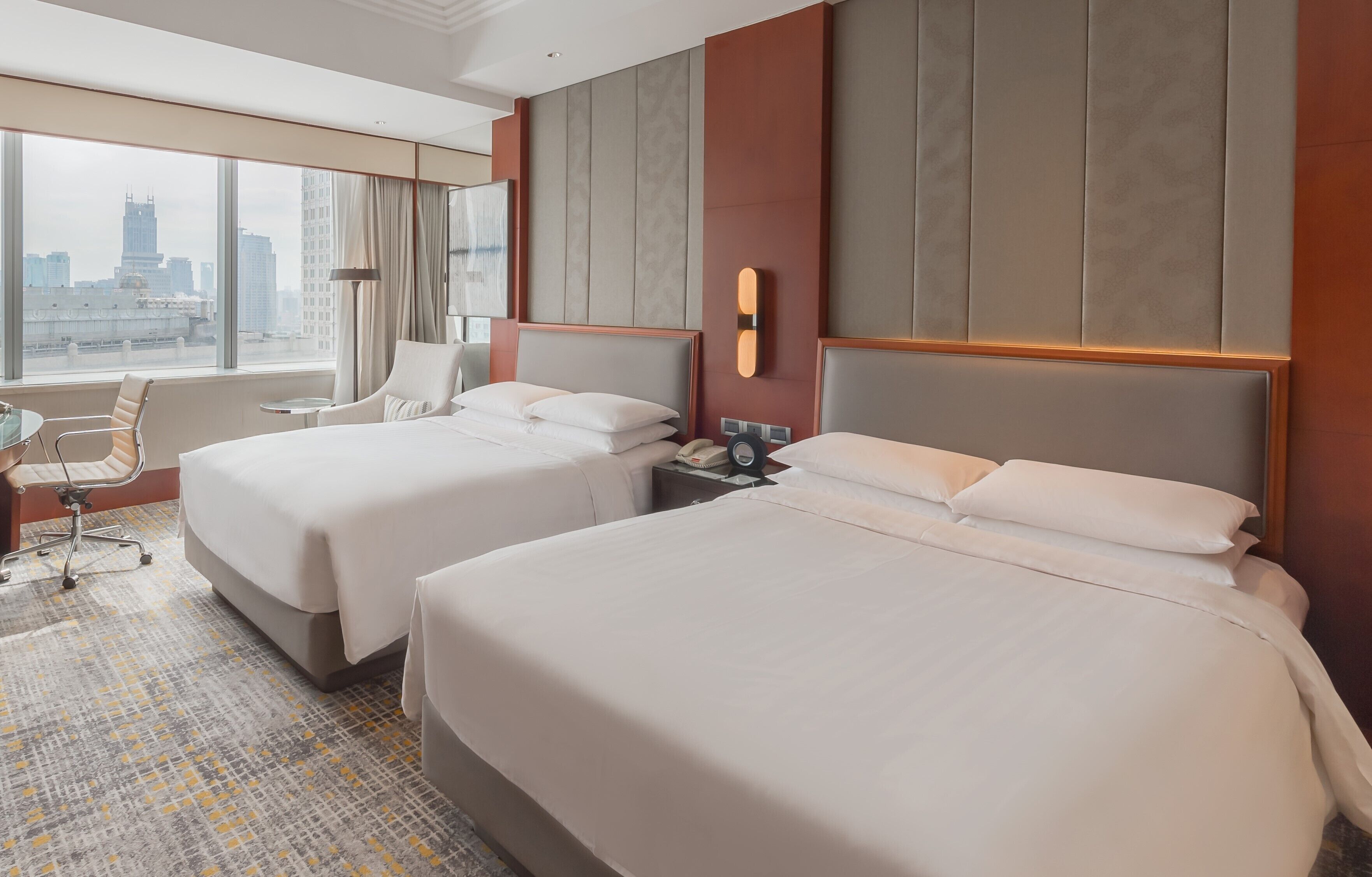 1 bedroom, down duvets, minibar, in-room safe