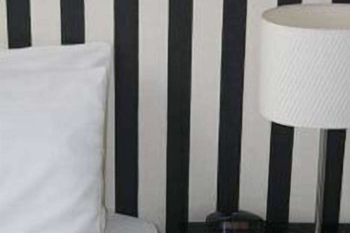 Standard Double or Twin Room | Desk, cribs (free), WiFi (free)