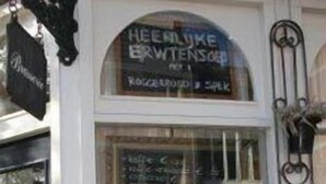 Desk, cribs (free), WiFi (free) - Hotel de Gouden Leeuw (Geldrop)