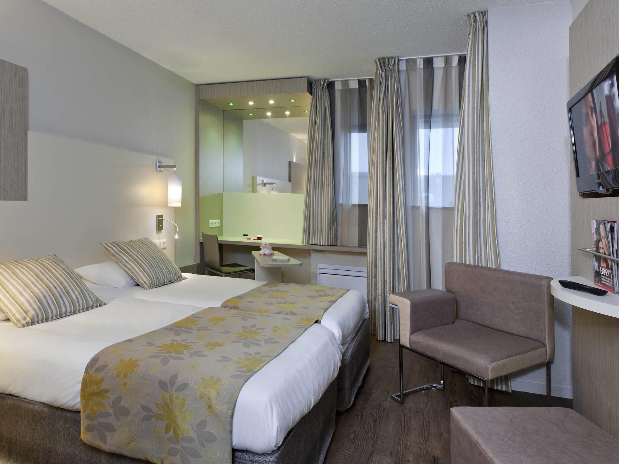 Twin Room, 2 Single Beds