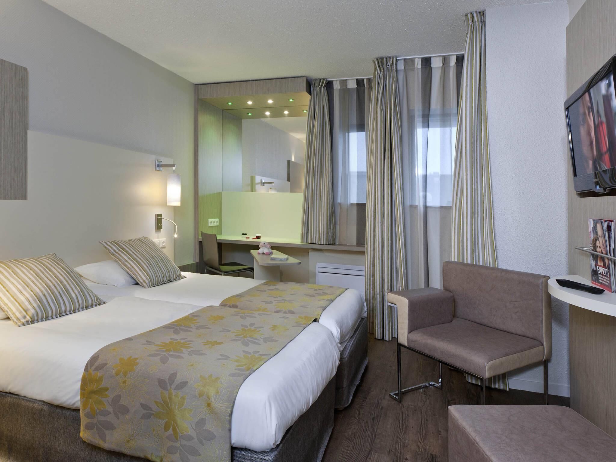 Twin Room, 2 Single Beds