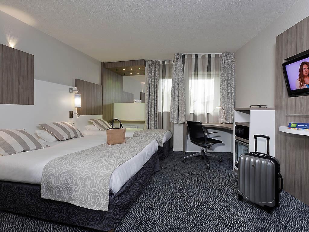 Room, Multiple Beds