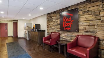 Lobby-lounge