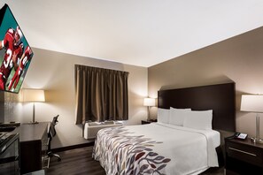 Chambre Deluxe, 1 grand lit (Roll In Shower, Smoke Free) | Bureau, fer et planche à repasser, Wi-Fi gratuit, draps fournis