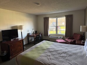 Room, 1 King Bed, Non Smoking | Desk, iron/ironing board, free WiFi, bed sheets