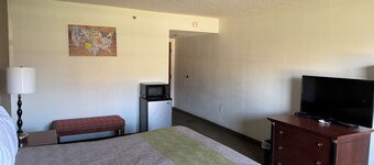 Royal Inn Rockville IN by Hotel O