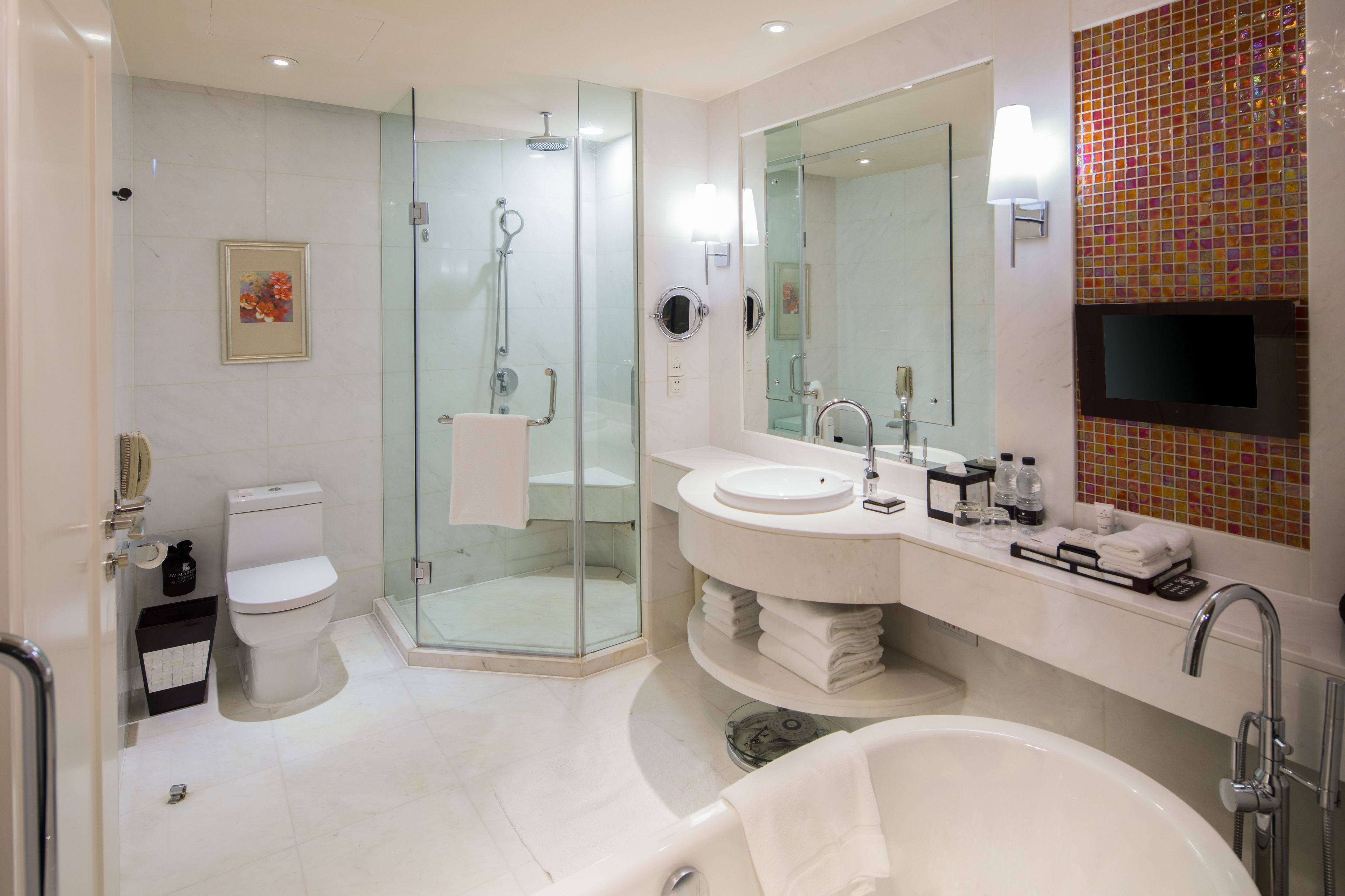 separate bathtub and shower, deep-soaking bathtub