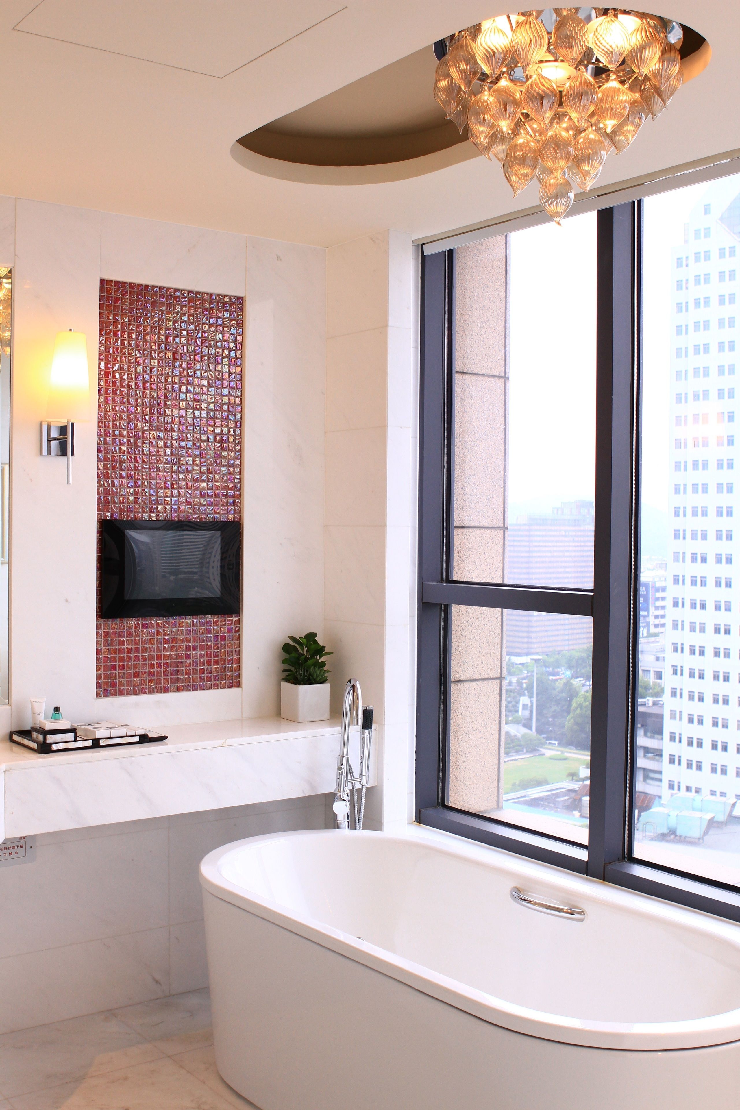 separate bathtub and shower, deep-soaking bathtub