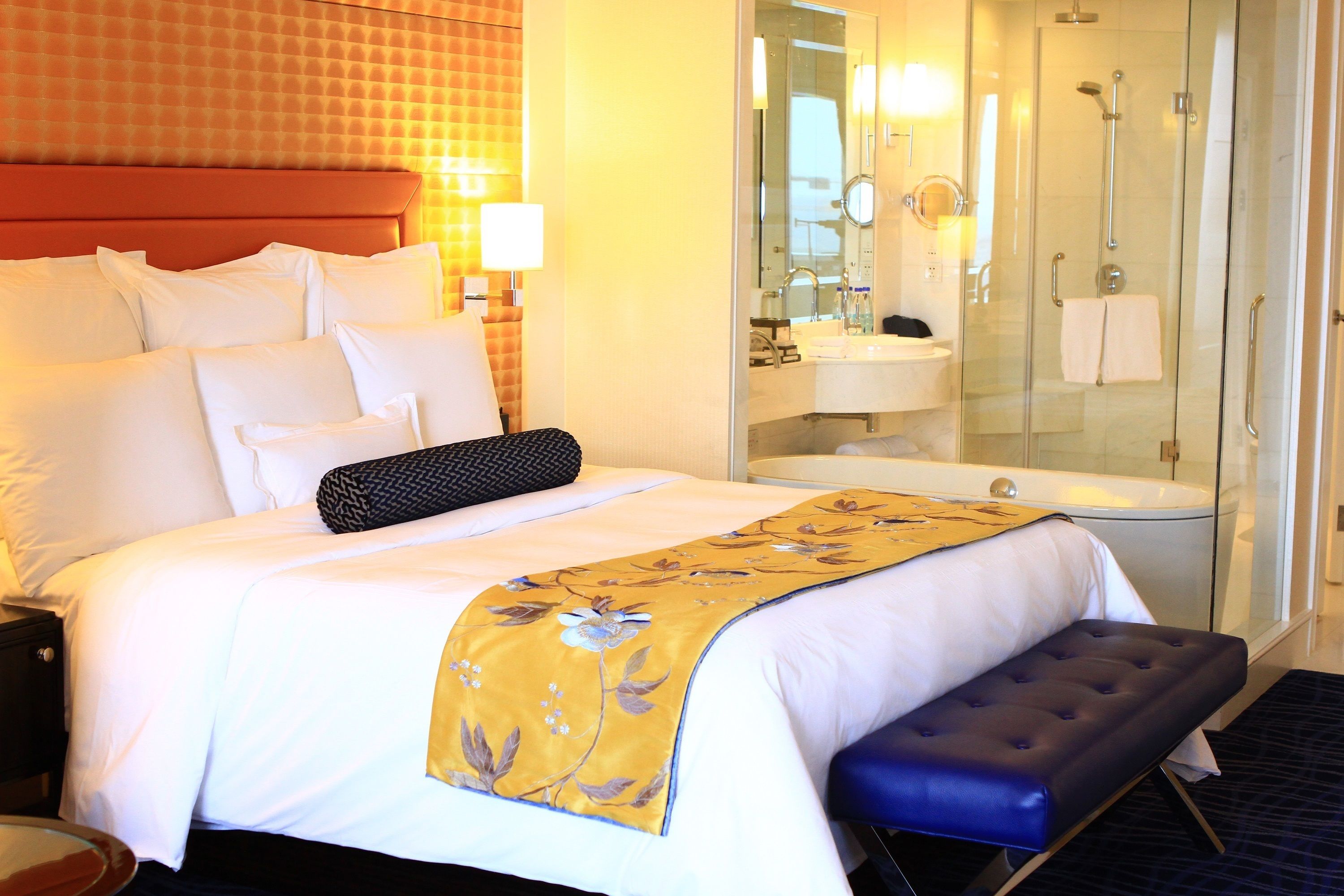 1 bedroom, premium bedding, minibar, in-room safe