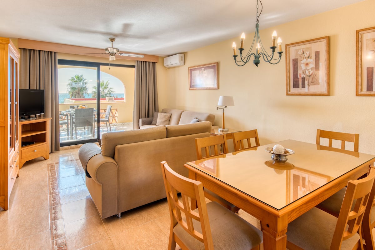 2 bedrooms, in-room safe, desk, laptop workspace