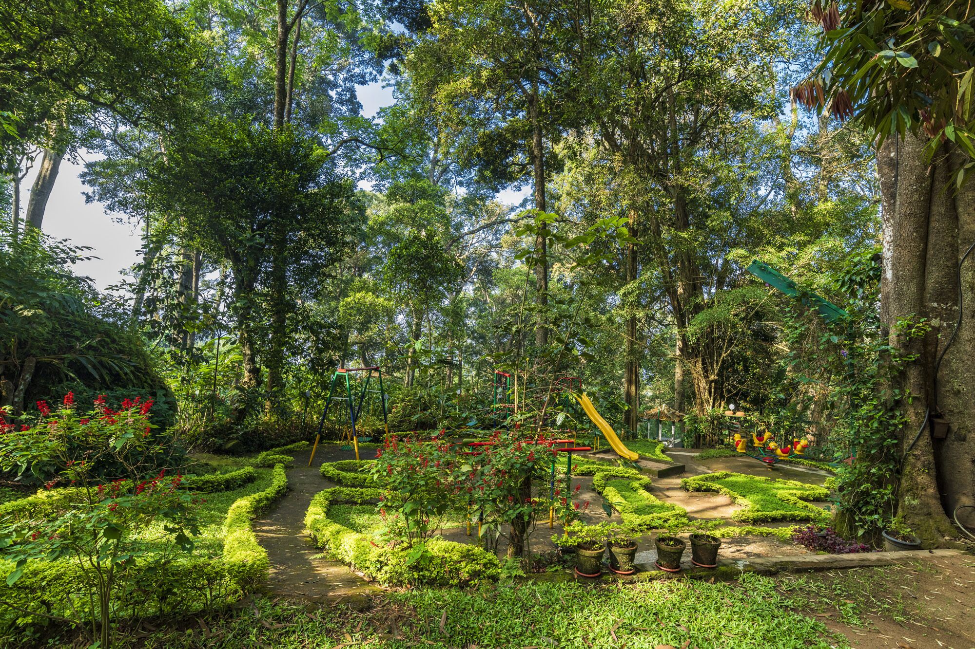 children’s play area – outdoor