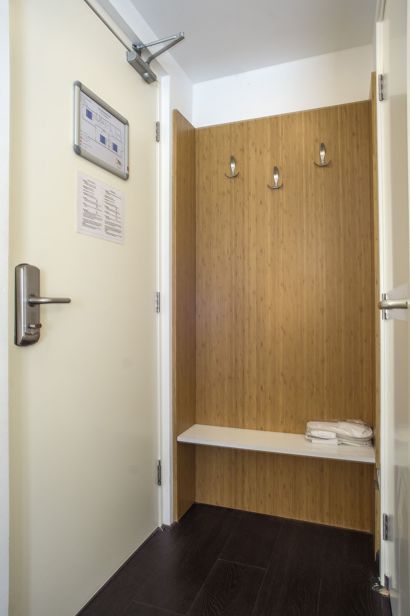 double room | minibar, in-room safe, desk, soundproofing