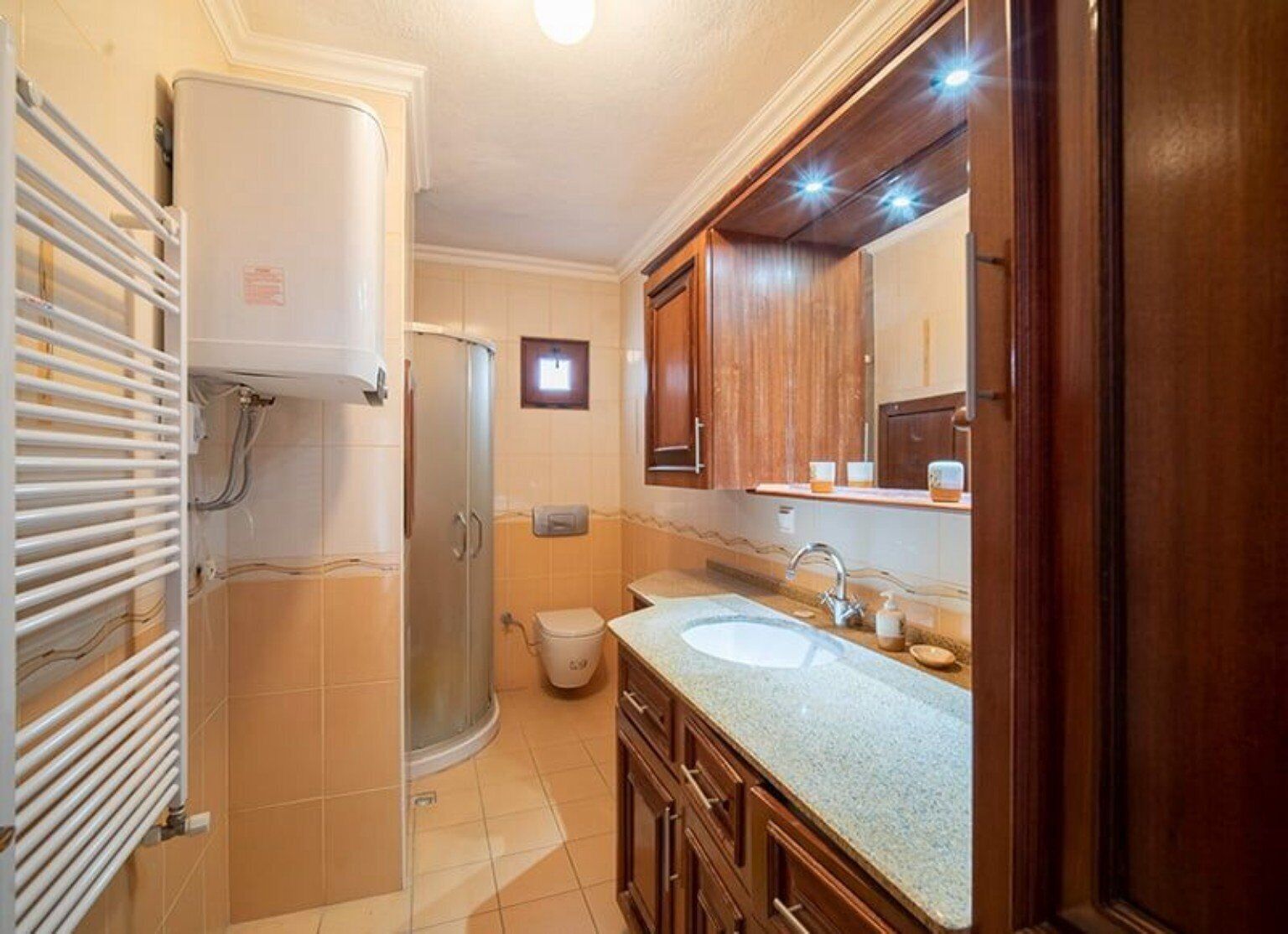 fora evim 3+1 apart oda | bathroom | shower, rainfall showerhead, free toiletries, hair dryer