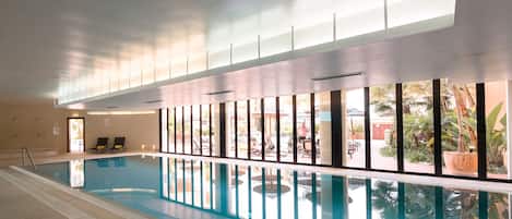 Outdoor pool, pool umbrellas, pool loungers